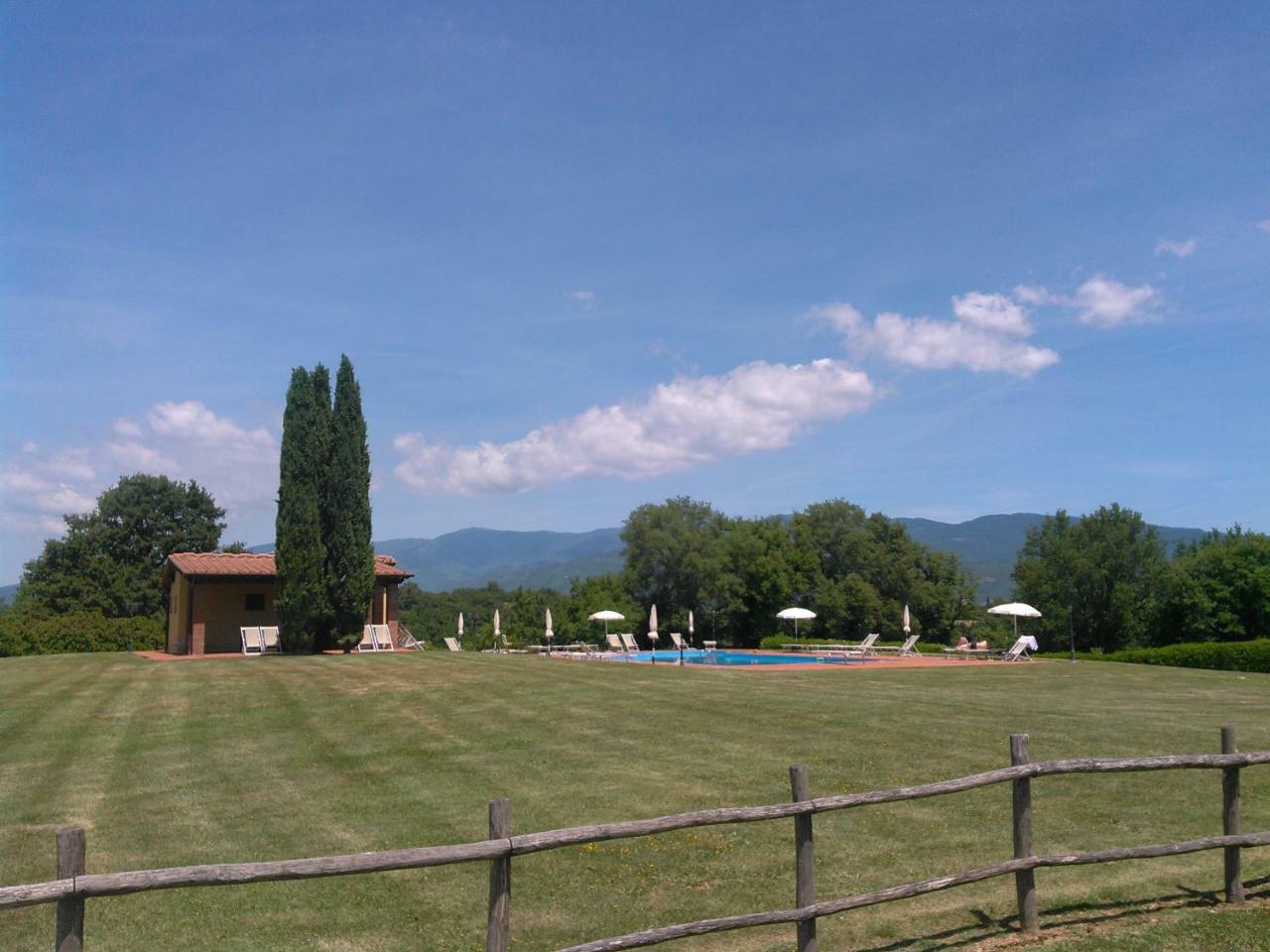 Agriturismo Il Palazzo Pergine Valdarno Buitenkant foto